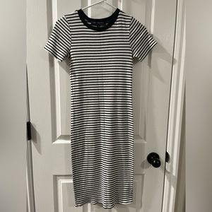 One Clothing // Short sleeve fitted striped dress